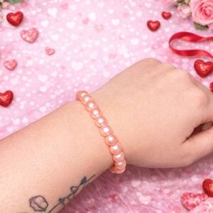 Elegant Pink Pearl Bracelet